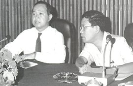 Ranariddh_HunSen_Small.jpg (13328 bytes)