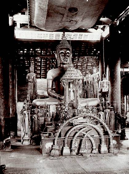 The great Buddha of Vat May.  