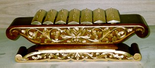 barung.jpg (18370 bytes)